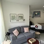 Modern Апартаменты *